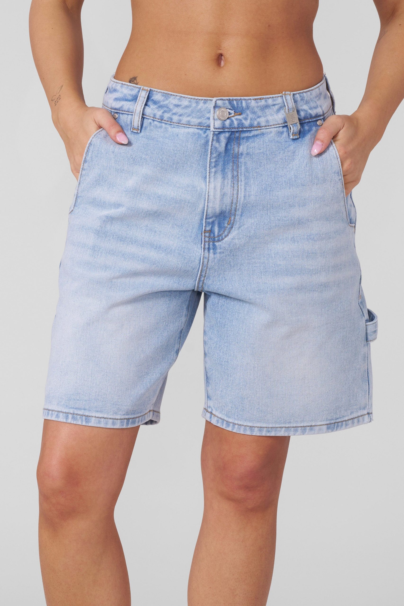 W167 Carpenter Denim Shorts - Image 7