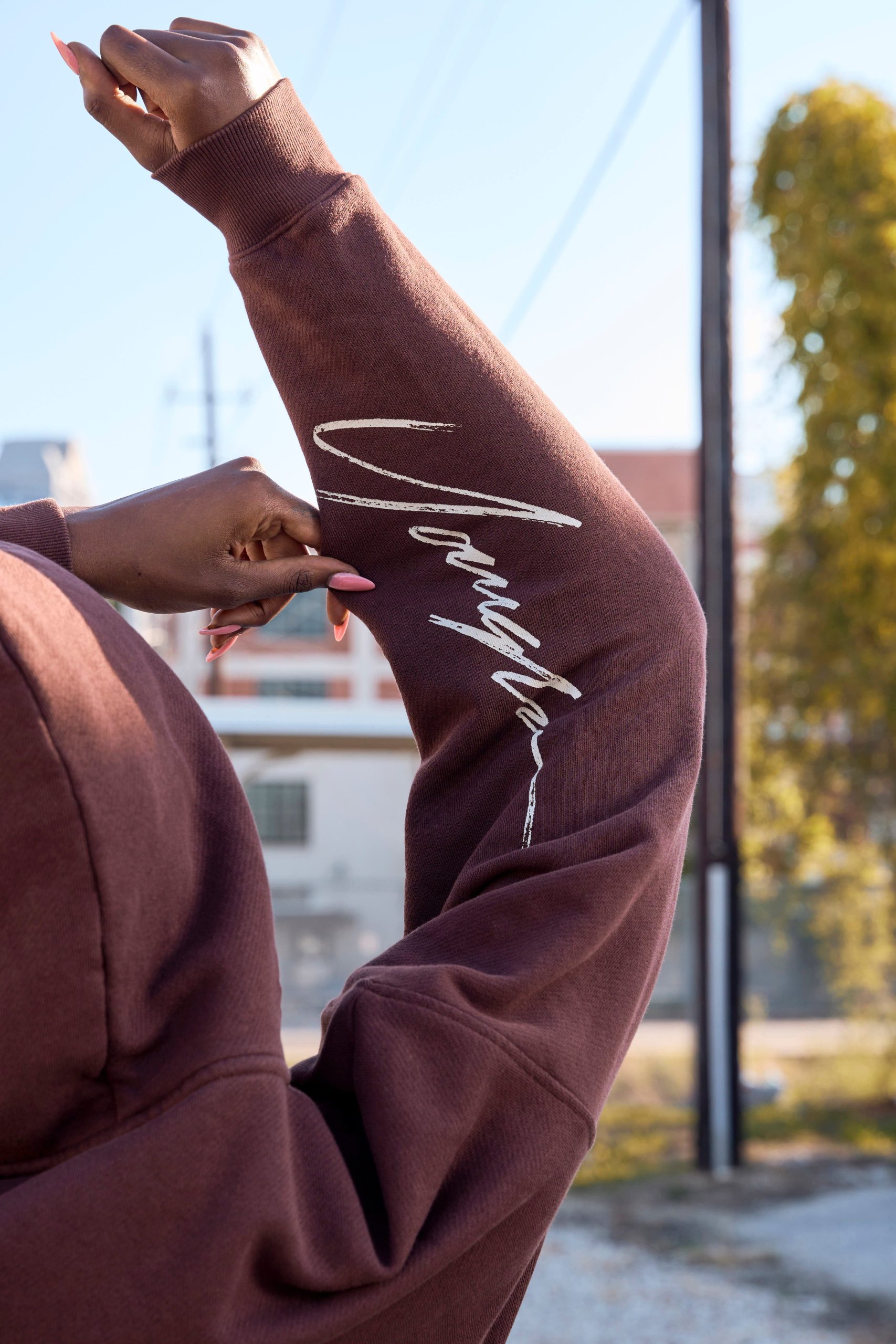 W519 - Emblem zip up hoodie - Image 3
