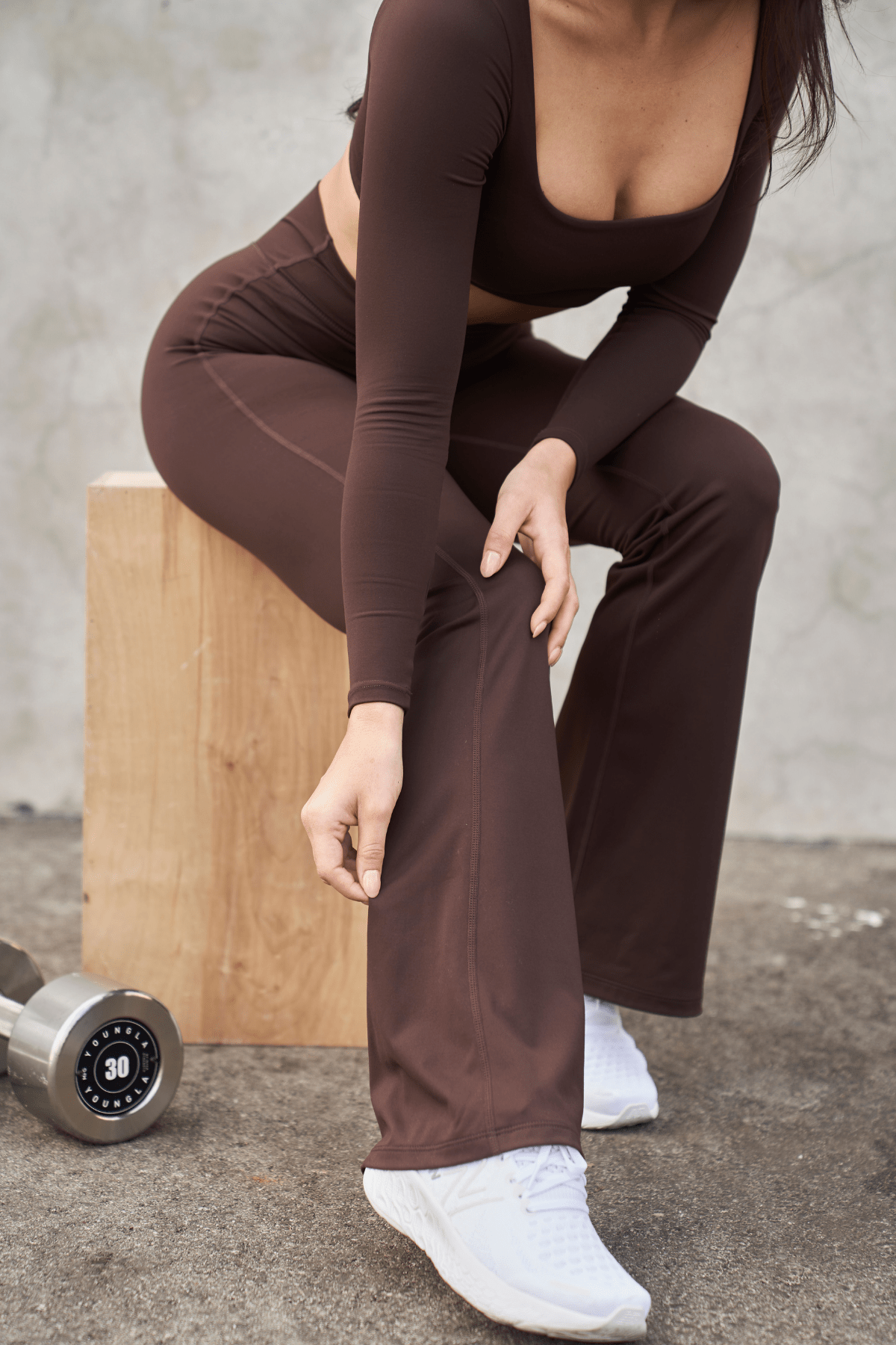 W227 - Curve Flare Leggings - Image 11