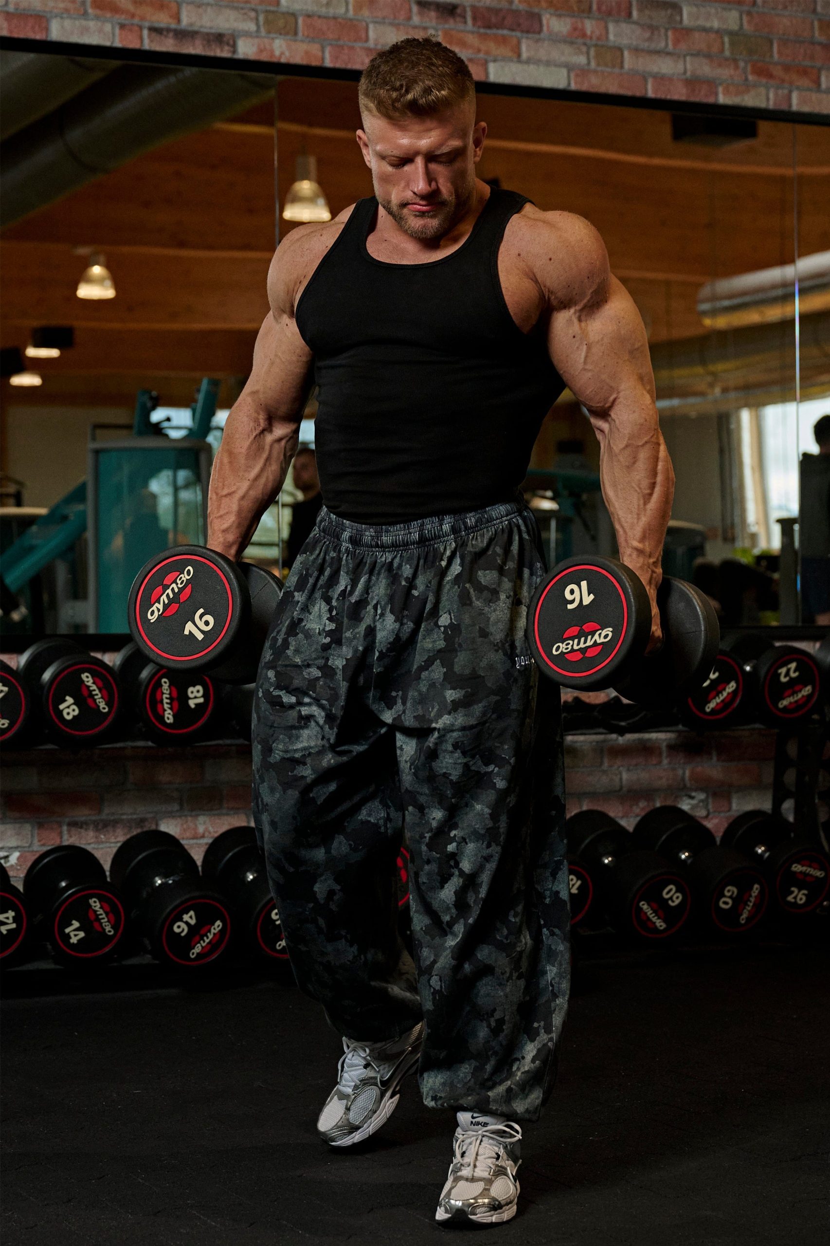 2155 - Camo Pump Cover Joggers - Image 3